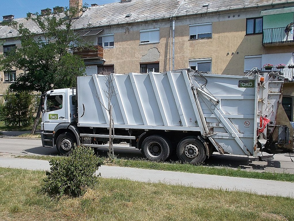 Kétmilliárdos fejlesztés az oroszlányi hulladékkezelőnél Kétmilliárdos fejlesztés az oroszlányi hulladékkezelőnél