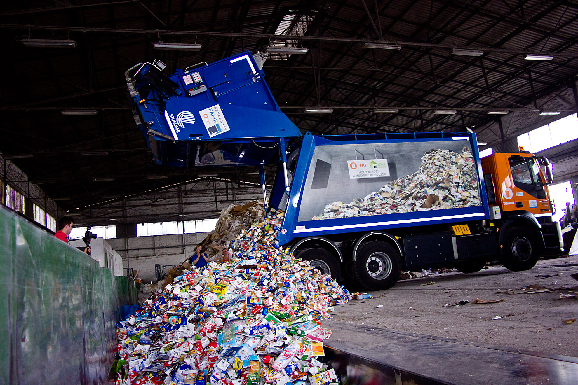 Újult lendülettel gyűjti az italos kartondobozokat szelektíven a lakosság Újult lendülettel gyűjti az italos kartondobozokat szelektíven a lakosság